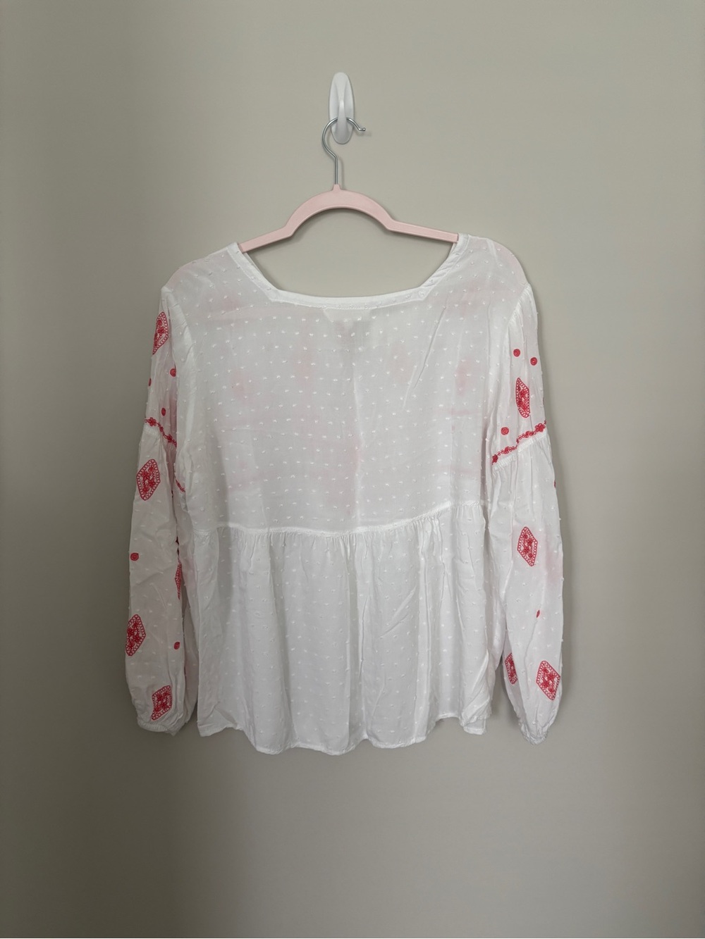 Anthropologie Solitaire Boho White Peasant Blouse with Coral Embroidery -Size L - Picture 3 of 3
